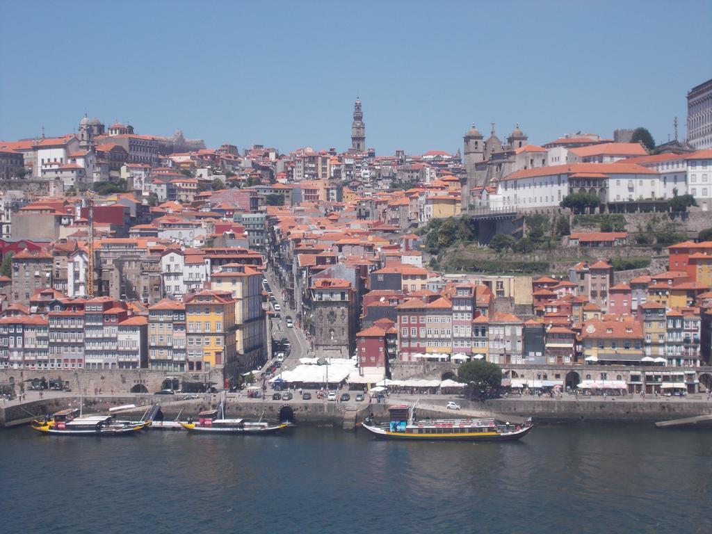 Almenara Suites Guest House Vila Nova de Gaia Bagian luar foto
