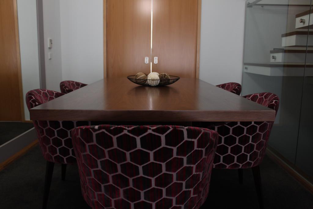 Almenara Suites Guest House Vila Nova de Gaia Bagian luar foto