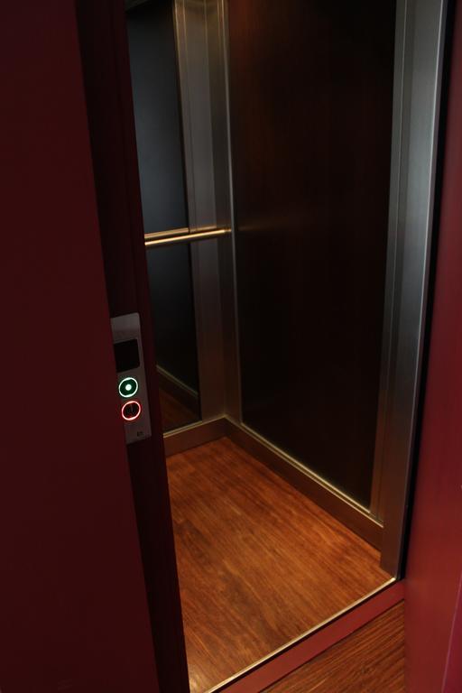 Almenara Suites Guest House Vila Nova de Gaia Bagian luar foto